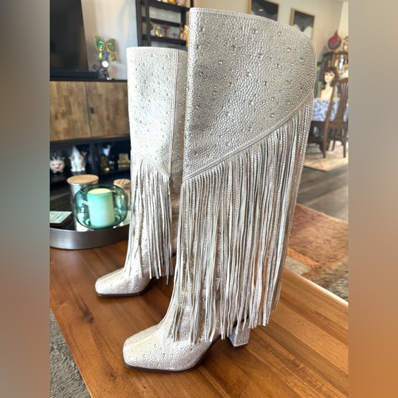 Jessica Simpson Asire2 Champagne Fringe Heeled Boots - Picture 11 of 13